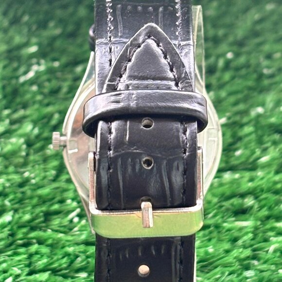 Luxury Seiko 5 - Men's Automatic Vintage Watch – Gold Dial - Picture 6 of 7